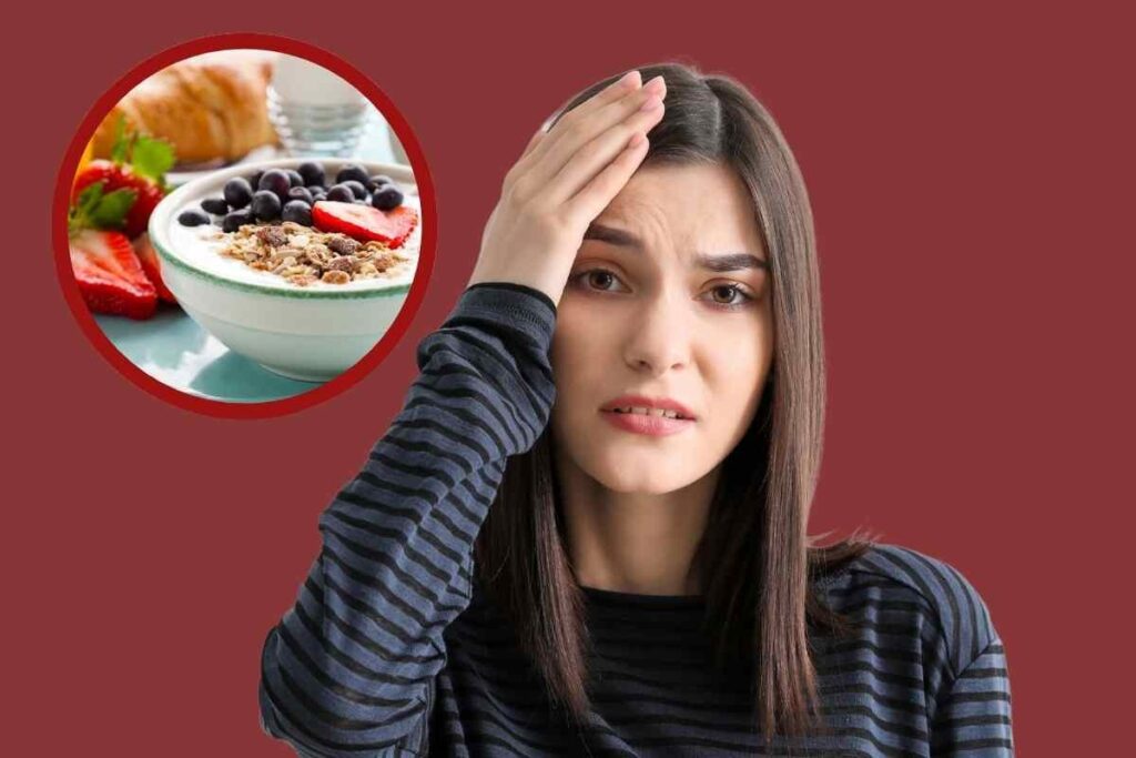 Donna preoccupata e colazione
